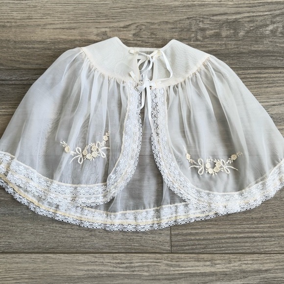 Vintage Baby/Child Baptism Christening Gown Sheer Organza Embroidery W/Shawl - Picture 13 of 16
